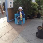 Single Round — Affordance outdoors in Paris, sized for children too